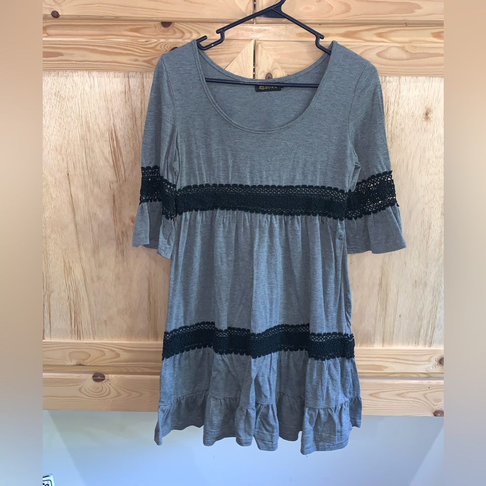 Reborn gray/black lace tiered boho dress size S